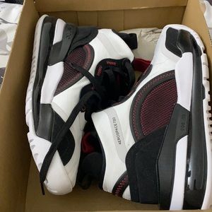 Jordan Aerospace 720. Half Box! Tried on! never used!
